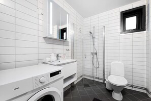 Bathroom - Forenom Serviced Apartments Oslo Munch (Oslo)