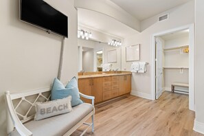 Condo, Multiple Beds (Turquoise C2208) | Interior - Turquoise C2208 (Orange Beach)