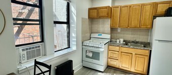 Charming apartment in fantastic Brooklyn with WiFi, AC