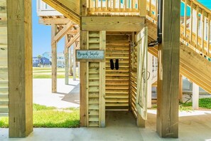 Property grounds - Peaceful & Spacious Beachview Retreat (Freeport)