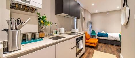 Fridge, microwave, oven, dishwasher