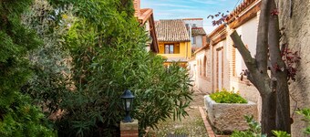 Country House 'Casa Rural Villa Calera' with Private Terrace, Wi-Fi and Air Conditioning