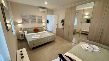 1 bedroom, WiFi, bed sheets, wheelchair access