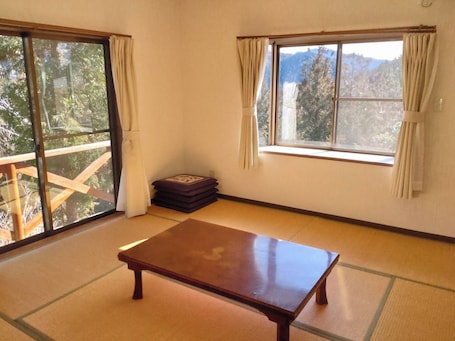 Interior. Limited dates 1300 checkin or 1200 checkout 5 / Hamamatsu City Shizuoka