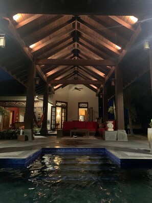 Terrace/patio - Breezin Villa in Deans (Deanes)
