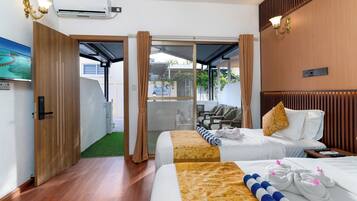 Superior Suite, Patio | 1 bedroom, in-room safe, iron/ironing board, free WiFi