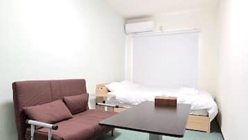 1 bedroom, desk, free WiFi, bed sheets