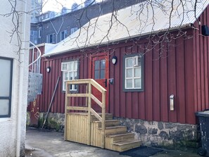 Front of property - Day Dream Vesturgata 17 (Reykjavik)