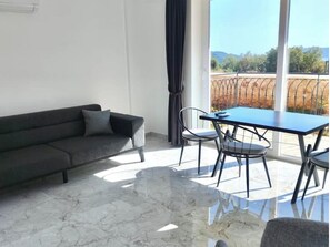 Living area - Kaş Eylül Suite Garden (Kas)