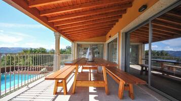 Villa (4 Bedrooms) | Exterior