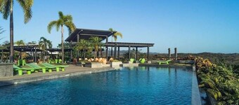 Casa de Fuego Beach House-Furnished, private pool-5 minutes from Marbella Beach
