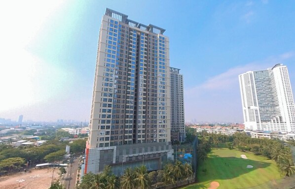 Exterior - Comfy 2Br At The Mansion Kemayoran Apartment (Jakarta)