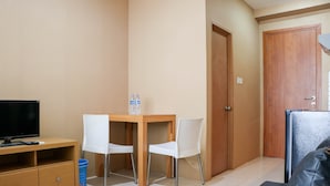 Unclassified image, 5 of 14, button - Modern And Nice Studio At Titanium Square Apartment (Jakarta)