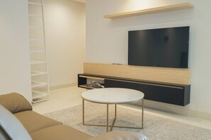 Deluxe Apartment | Living area - Modern 2Br Apartment At Tower Dorada The Mansion Kemayoran (Jakarta)