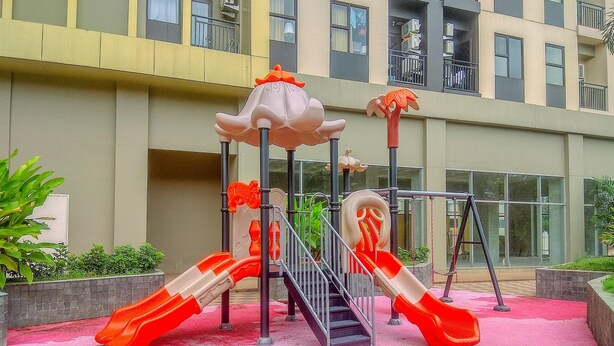 Children’s play area – outdoor - Great Location And Comfy 2Br Transpark Cibubur Apartment (Depok)