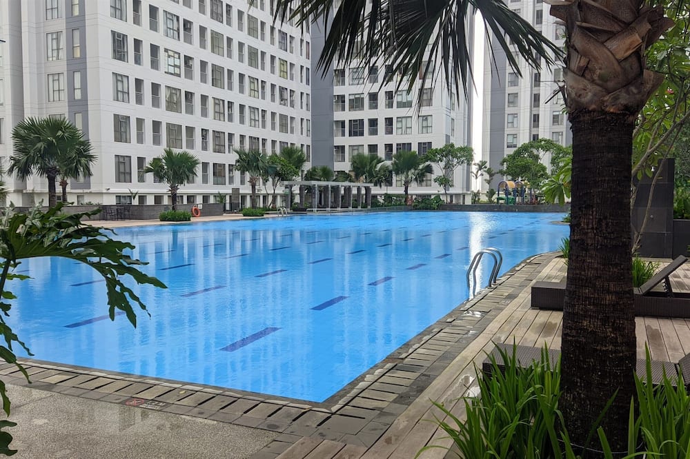 Good And Comfortable 2Br M-Town Residence Apartment