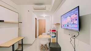 Studio - Modern Look Studio (No Kitchen) Apartment Bandaraya - Tallasa City Makassar (Makassar)