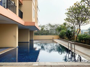 Outdoor pool - Cozy And Homey 1Br Boutique Kemayoran Apartment (Jakarta)
