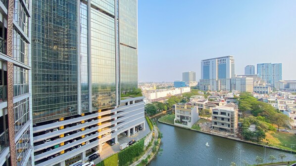 Exterior - Modern And Cozy Living 1Br At Gold Coast Apartment (Jakarta)