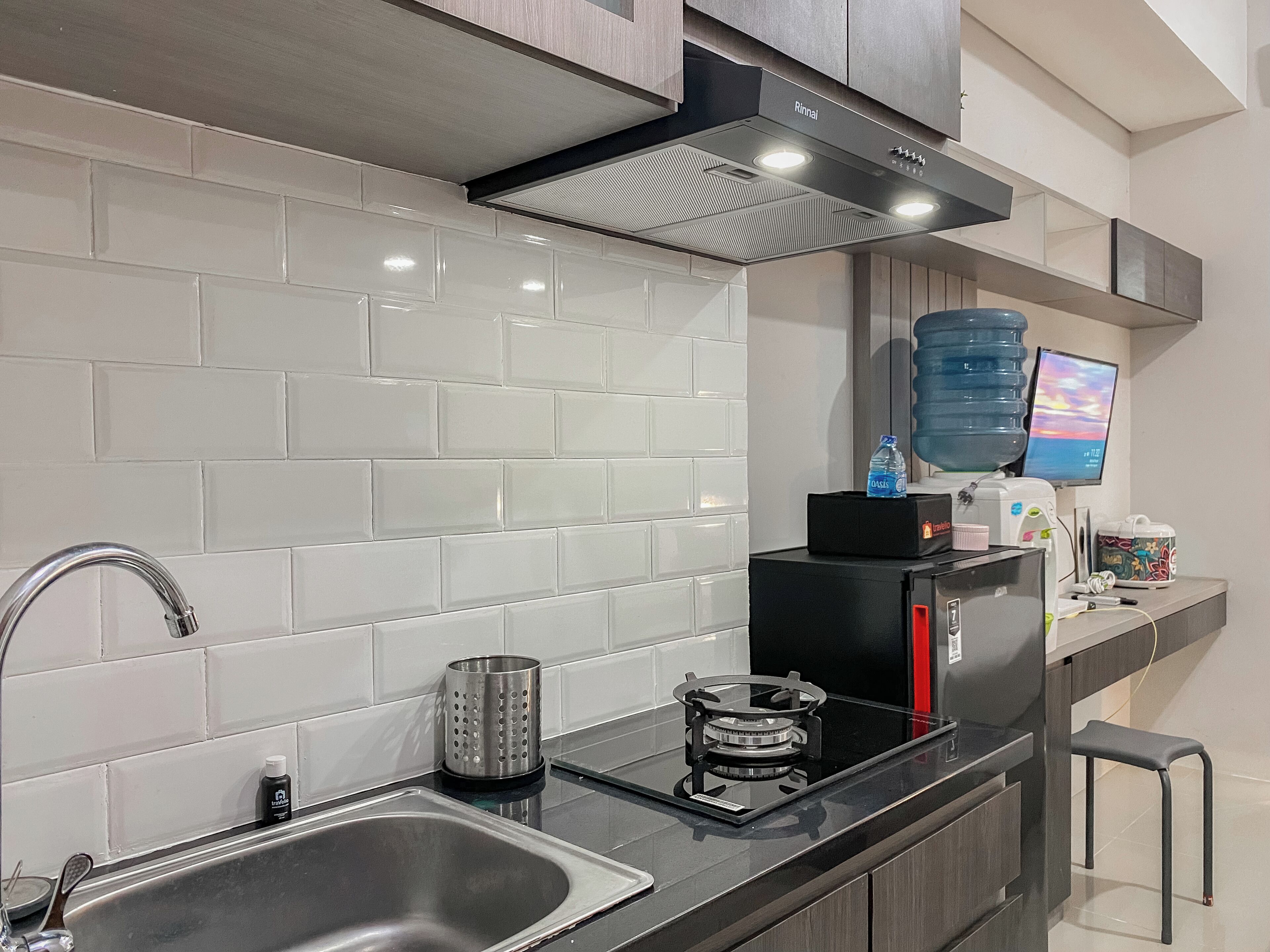 Studio | Private kitchen | Fridge, stovetop, rice cooker