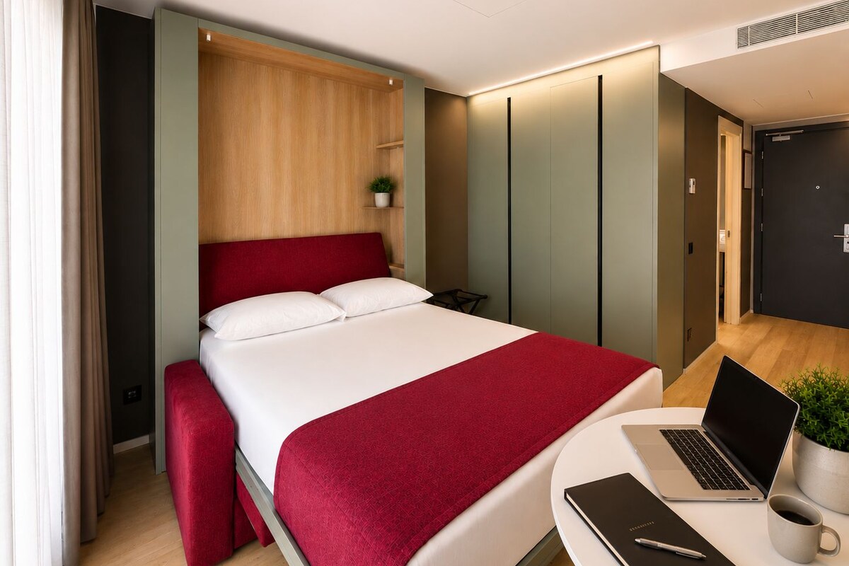 Chambre économique | Literie hypoallergénique, couette en duvet, coffre-fort