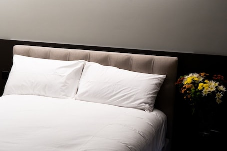 Presidential Suite | 1 bedroom, hypo-allergenic bedding, down comforters, in-room safe