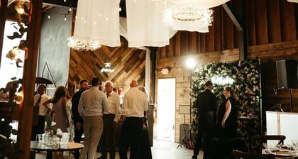 Charming barn in nice Avon with WiFi