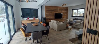 NEW CHALET 10 PERS - PLAYROOM - EGAT