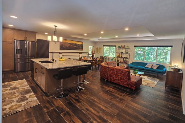 Televisor intel·ligent, reproductor de DVD i llibres