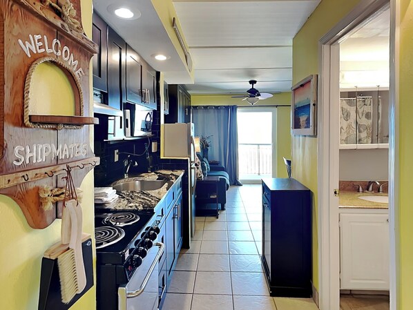 Condo (1 Bedroom) | Khác