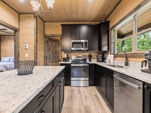 สตูดิโอ (3 Bedrooms) | อื่นๆ