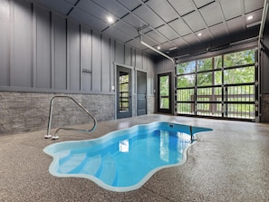 Front of property - Bear Plunge by Smoky Cove Resort (Sevierville)