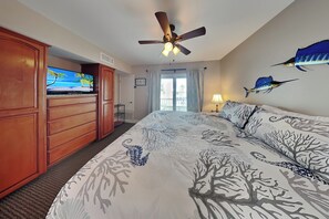 Condo (1 Bedroom) | Property amenity - Kontiki Beach Resort #317 by Miss Kitty’s (Rockport)