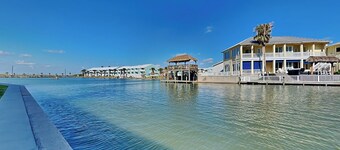 Kontiki Beach Resort #317