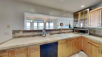 Condo (4 Bedrooms) | Miscellaneous