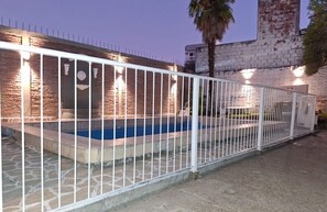 Piscina a l'aire lliure de temporada