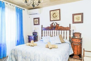 3 Schlafzimmer, Bügeleisen/Bügelbrett, WLAN, Bettwäsche