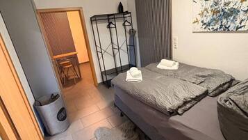 1 Schlafzimmer, Schreibtisch, Bügeleisen/Bügelbrett, WLAN