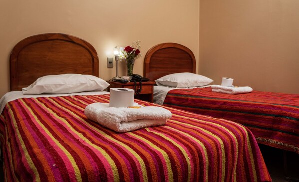 Chambre Standard avec lits jumeaux, vue ville