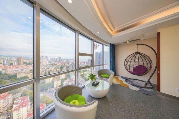 Room - Tujia Sweetome Vacation Rentals (Middle Xianggang Road Lijing Yuzhu) (Qingdao)