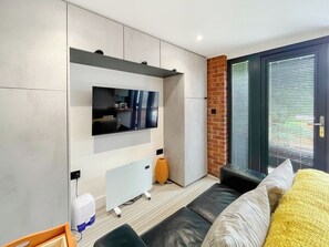TV