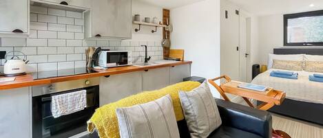 1 camera, Wi-Fi gratuito, lenzuola