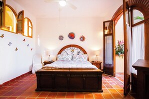 1 bedroom, iron/ironing board, WiFi, bed sheets - Mariposa - Charming Private1-Bedroom Casita in Mismaloya (Mismaloya)