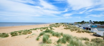 Old Hall Cottage - One Bedroom House, Sleeps 2