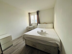 1 bedroom, WiFi, bed sheets