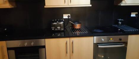 Fridge, microwave, oven