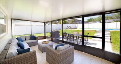 Paradise pool home- 4 Min Universal & 13 min Disney