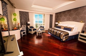 Deluxe Room, Sea View | In-room safe, blackout drapes, free WiFi, wheelchair access