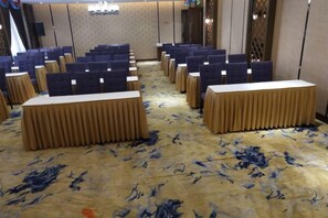 Meeting facility - Etuoke Hotel (Otog Banner)