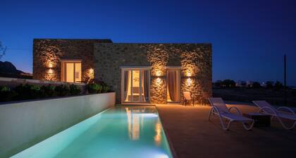Adyton Luxury Suites & Pools Mykonos